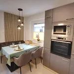 Apartma Pr'kovac Appartamento *